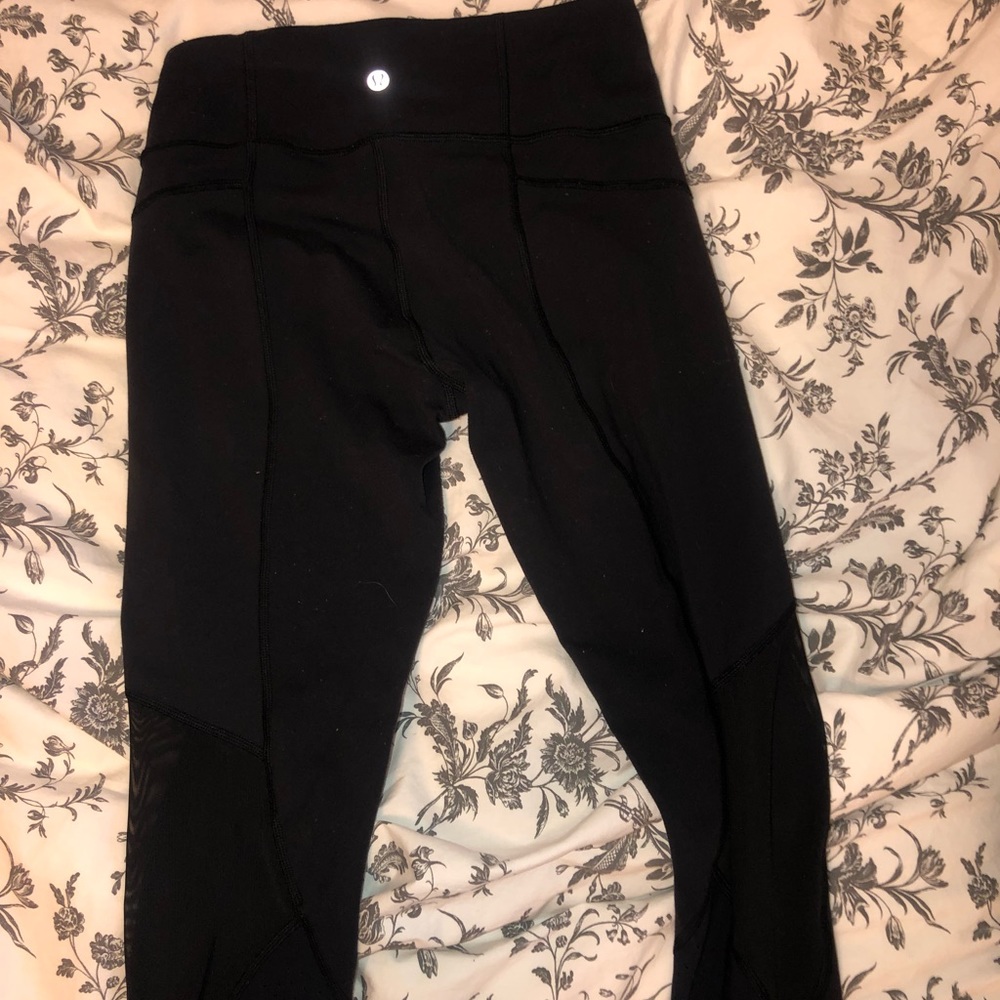 Lululemon crop pants